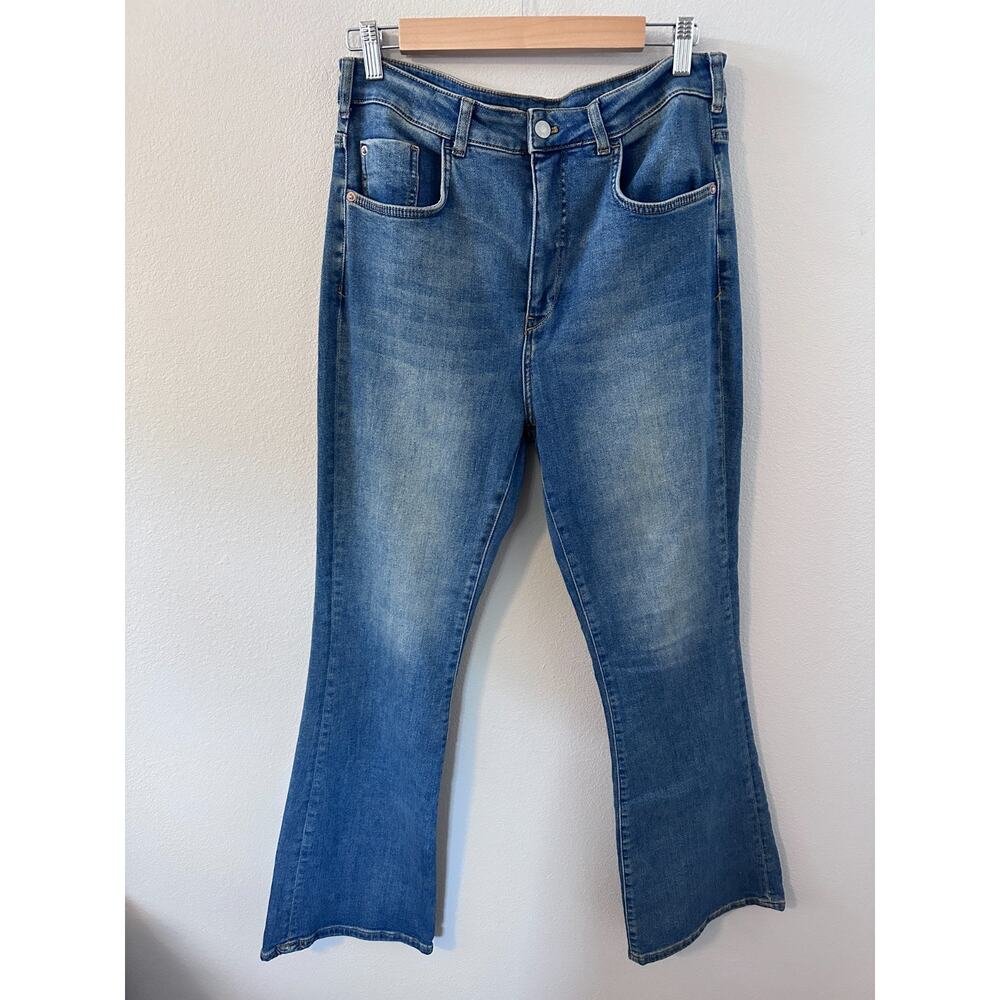 Pilcro anthropologie womens size 31 boot cut jeans distressed denim
